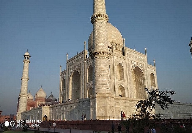 Taj Mahal Group Tour