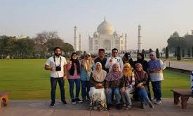 Agra Group Tour